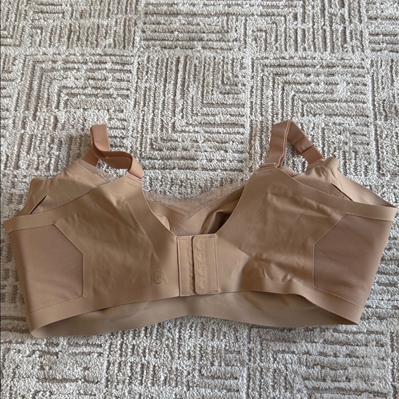 Honeylove The Crossover Wireless Bra Sand Tan Nude 40 C/D - Picture 3 of 6